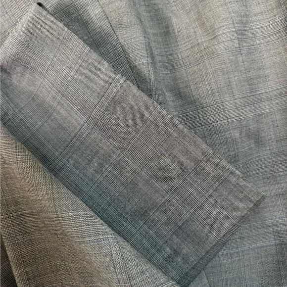 Collection By Michael Strahan 58R/48W Suit